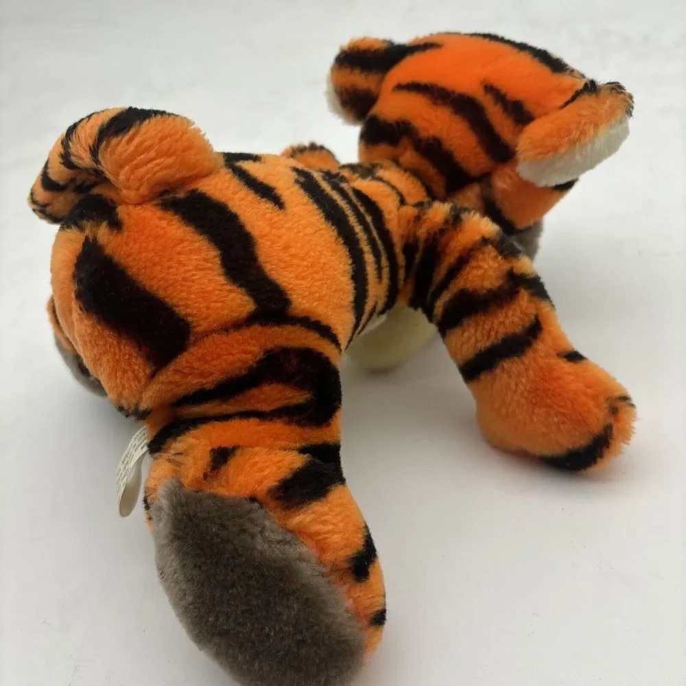 Disneyland Walt Disney Vintage Plush Tigger Stuffed Animal 9